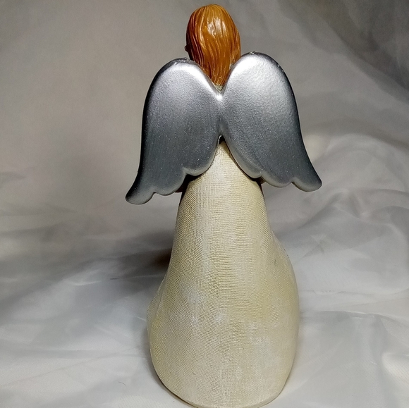 Youngs Inc. Angel Figurine Gold Heart - Picture 3 of 9